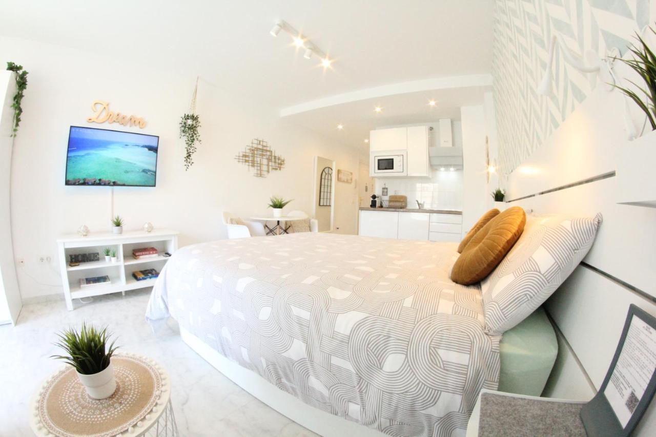 Torremolinos - New Central Studio Plata With Balcony Appartement Buitenkant foto
