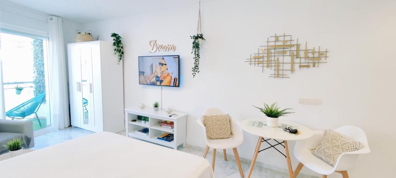 Torremolinos - New Central Studio Plata With Balcony Appartement Buitenkant foto